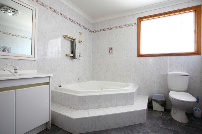 Cost of Bathtub Installation in Tyngsboro, MA
